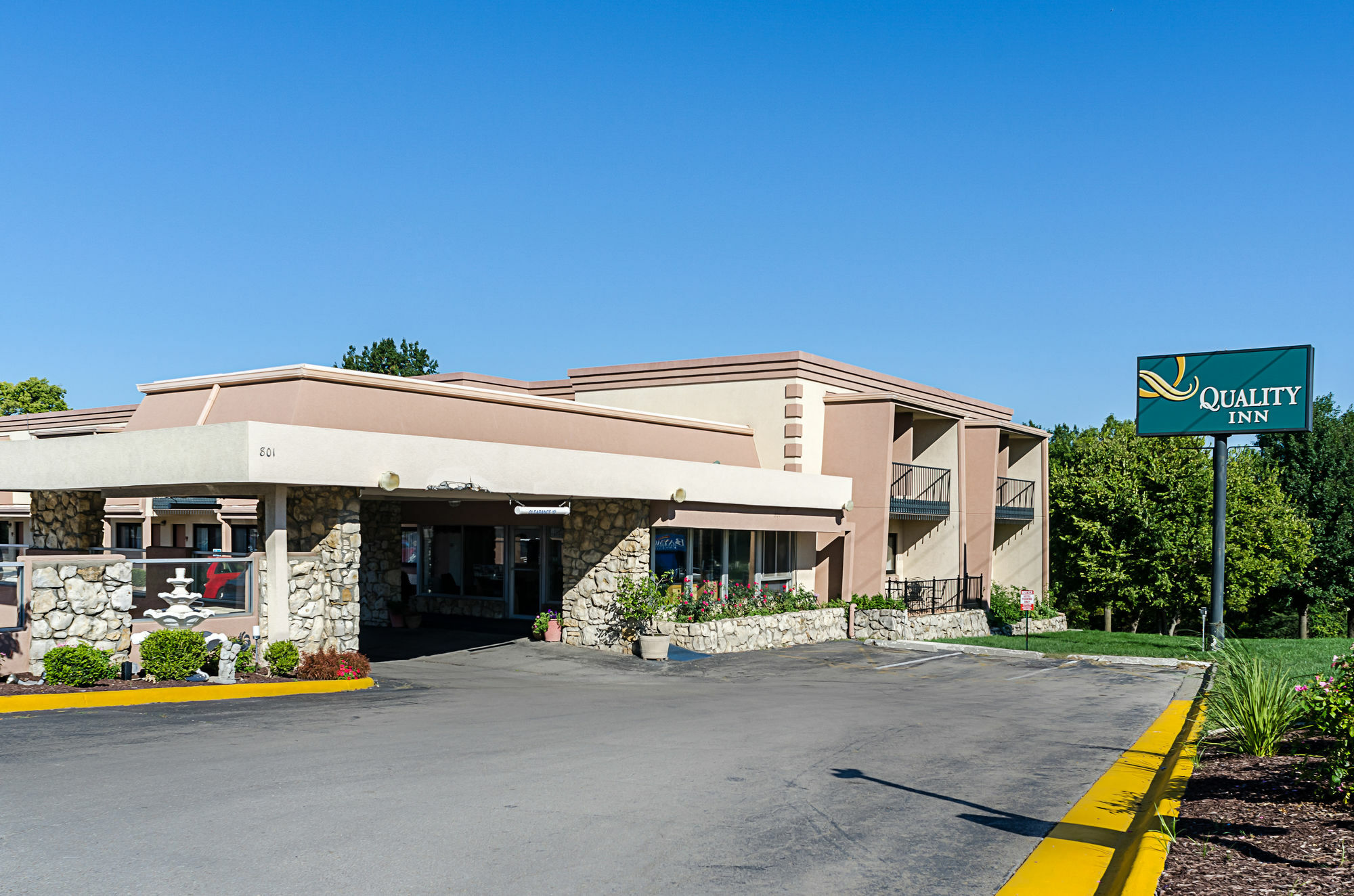 Hotel Super 8 By Wyndham Lawrence Ku Exterior foto